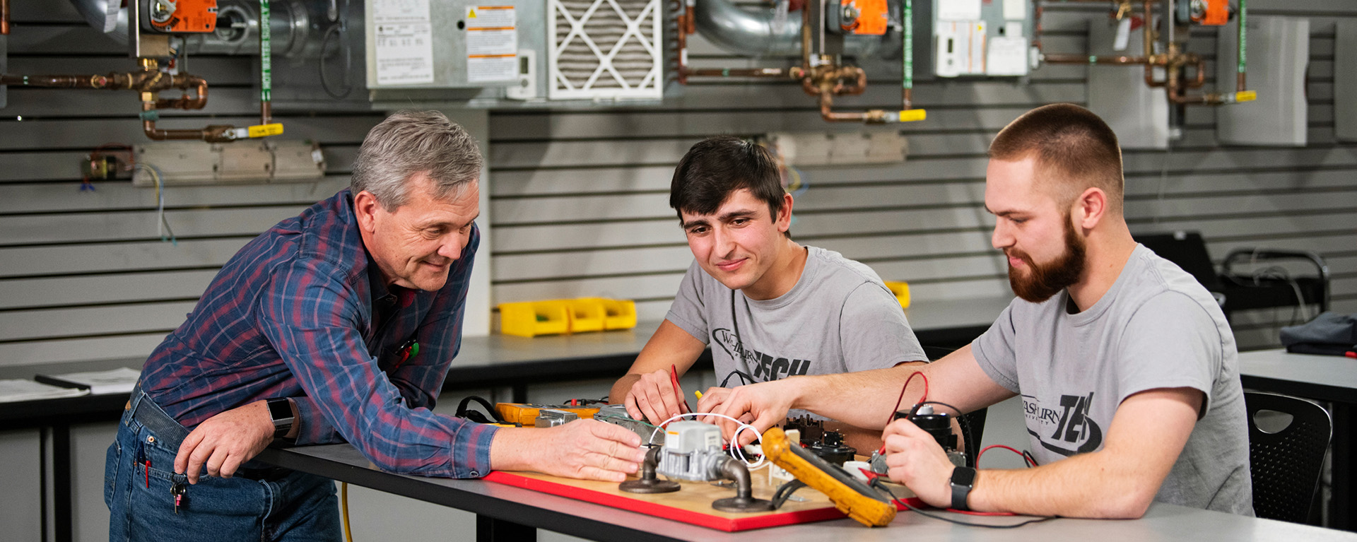 students in HVAC lab