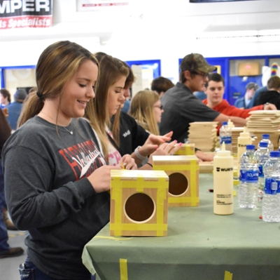 students building toys